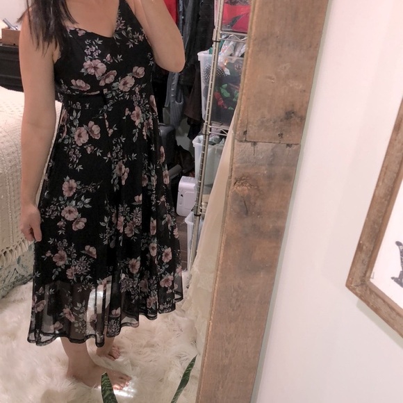 Torrid black floral dress size 0X - Picture 2 of 8